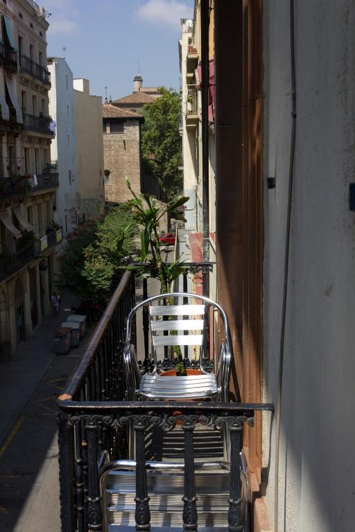Hostal La Terrassa Barcelona Bagian luar foto